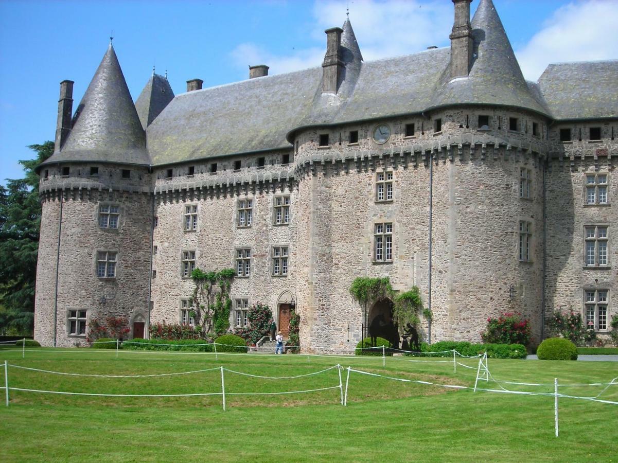 Maison Lyre, Pompadour Hotel Arnac-Pompadour ภายนอก รูปภาพ